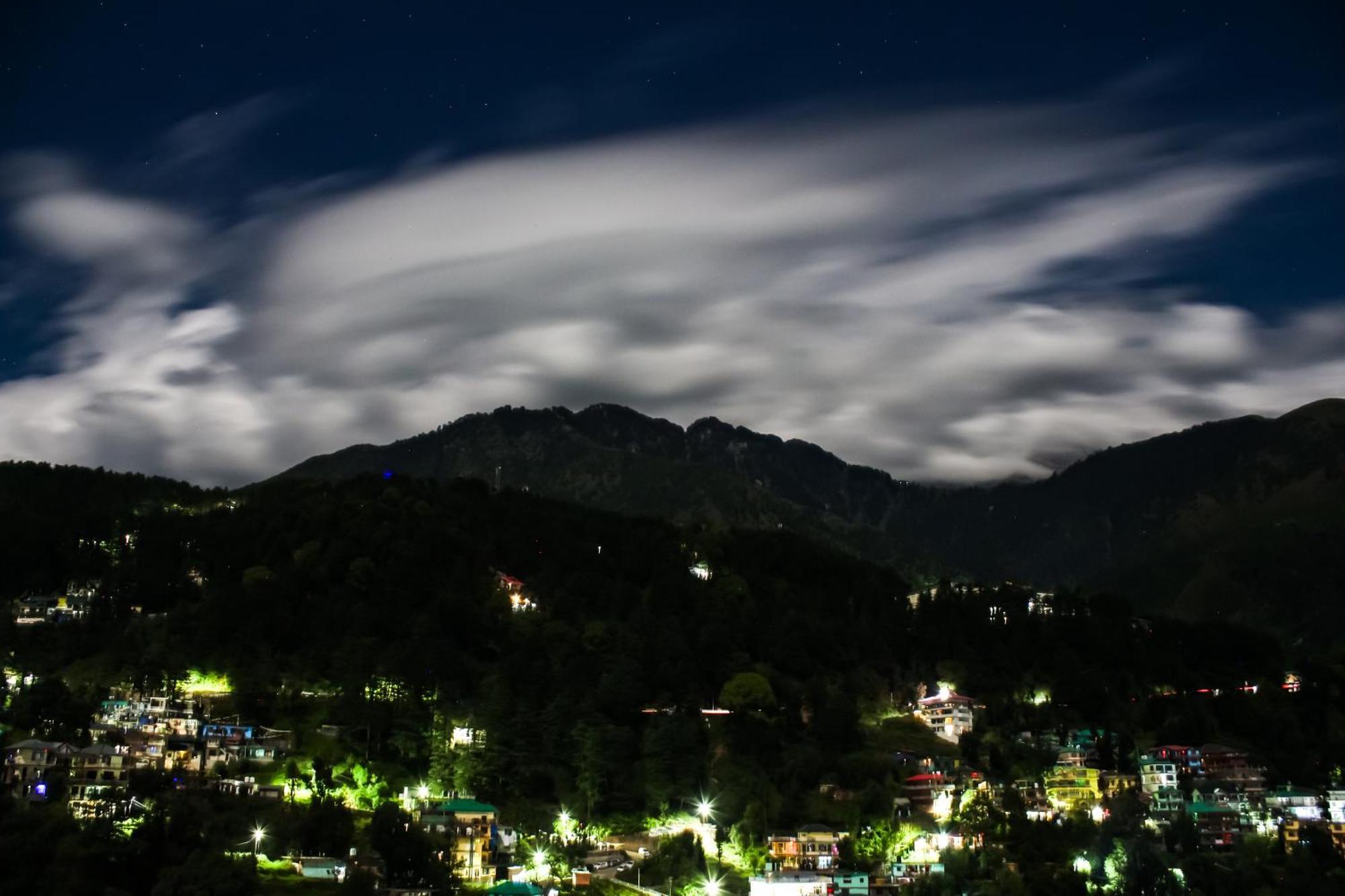 The Bougainvillea, Mcleodganj Дхарамсала Екстериор снимка