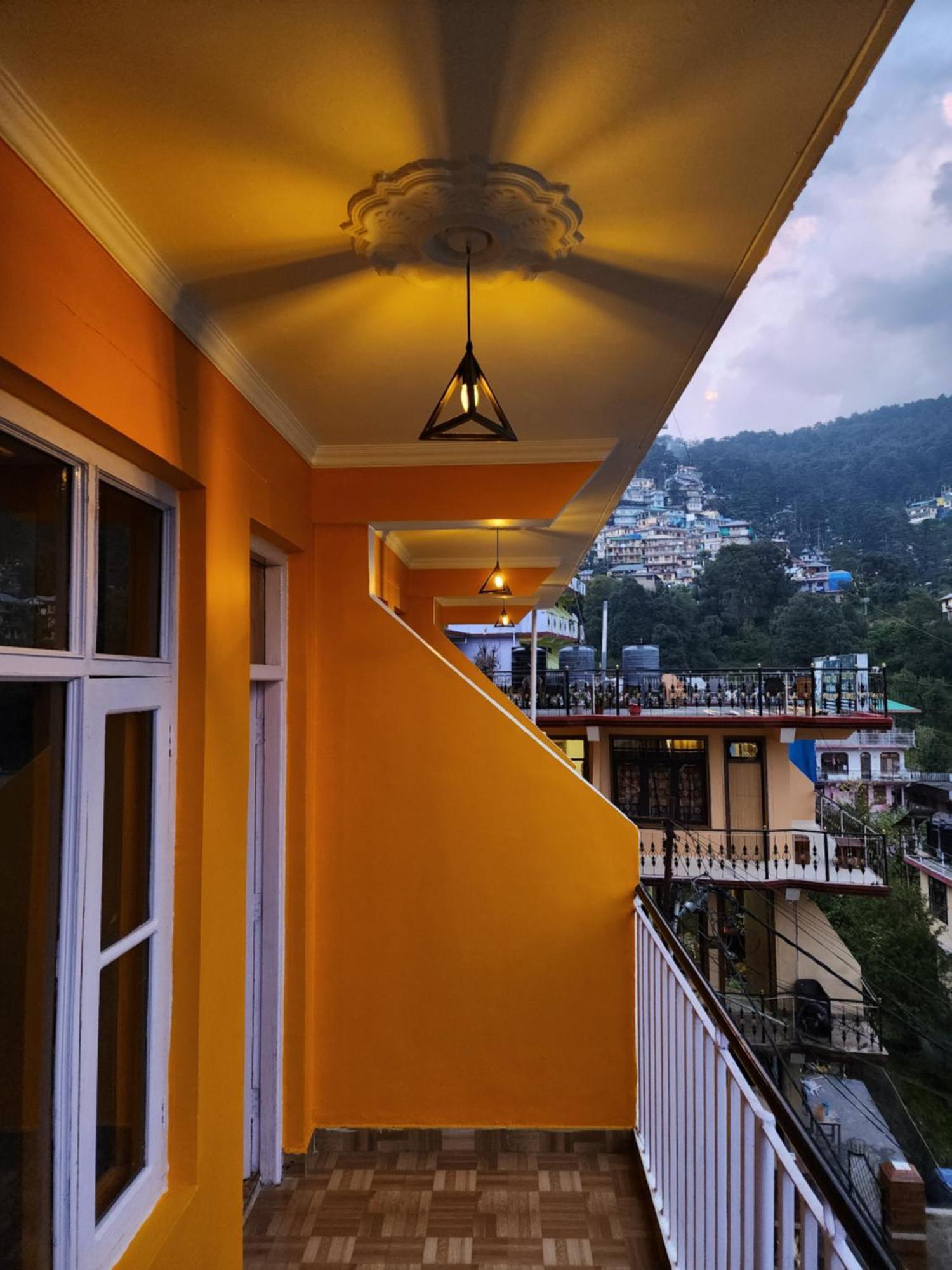 The Bougainvillea, Mcleodganj Дхарамсала Екстериор снимка