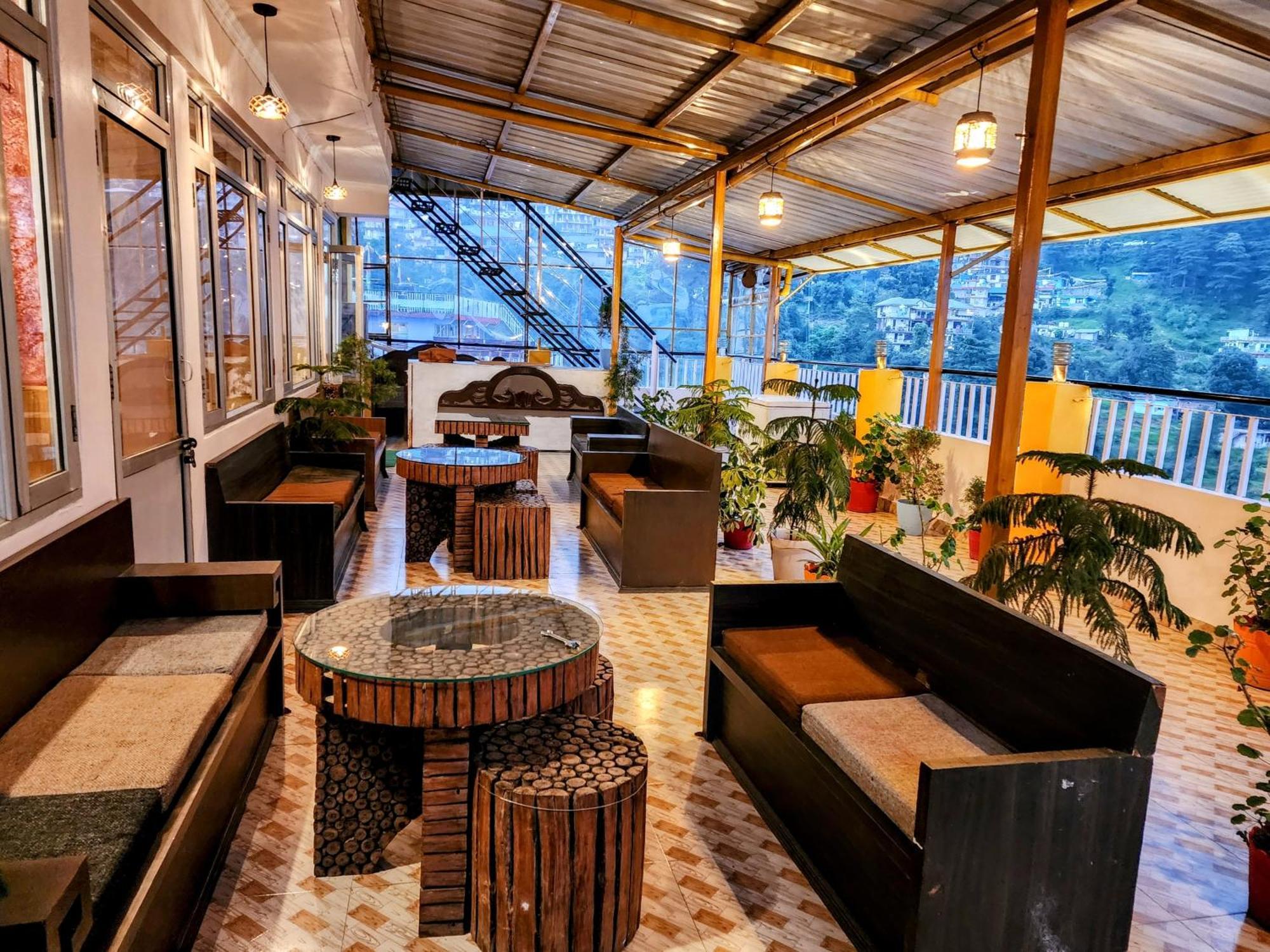 The Bougainvillea, Mcleodganj Дхарамсала Екстериор снимка
